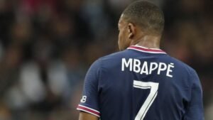 Transfer: mbappe to stay with psg (see why)